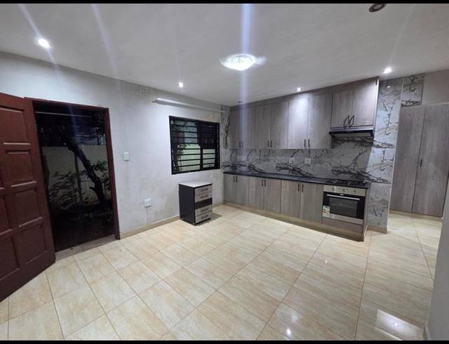 2 BEDROOM PROPERTY TO RENT IN LAUDIUM